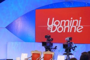 Uomini e donne, tensione