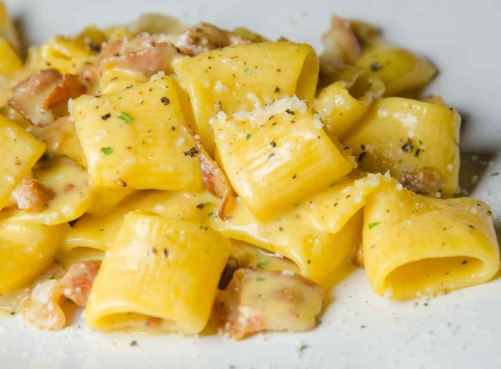 paccheri crema di melanzane stracchino e speck